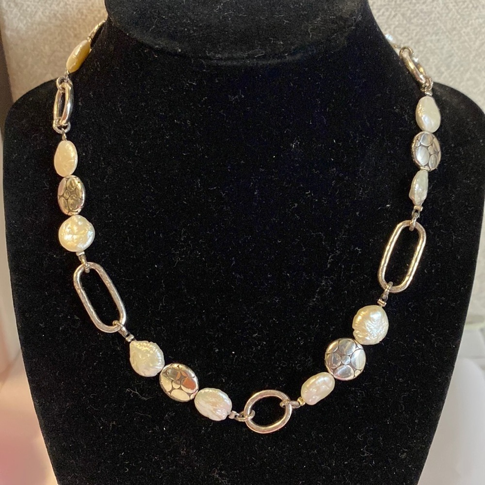Brighton vintage pebble silver and mother of pearl link collar necklace